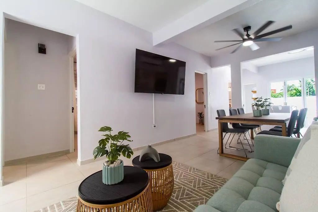 Casa Marilina Aguadilla W/ Pool Villa 0*,  Puerto Rico